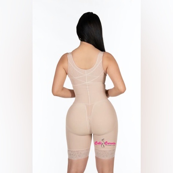 Faja Colombiana post op / BBL body shaper size medium in black - Picture 4 of 13